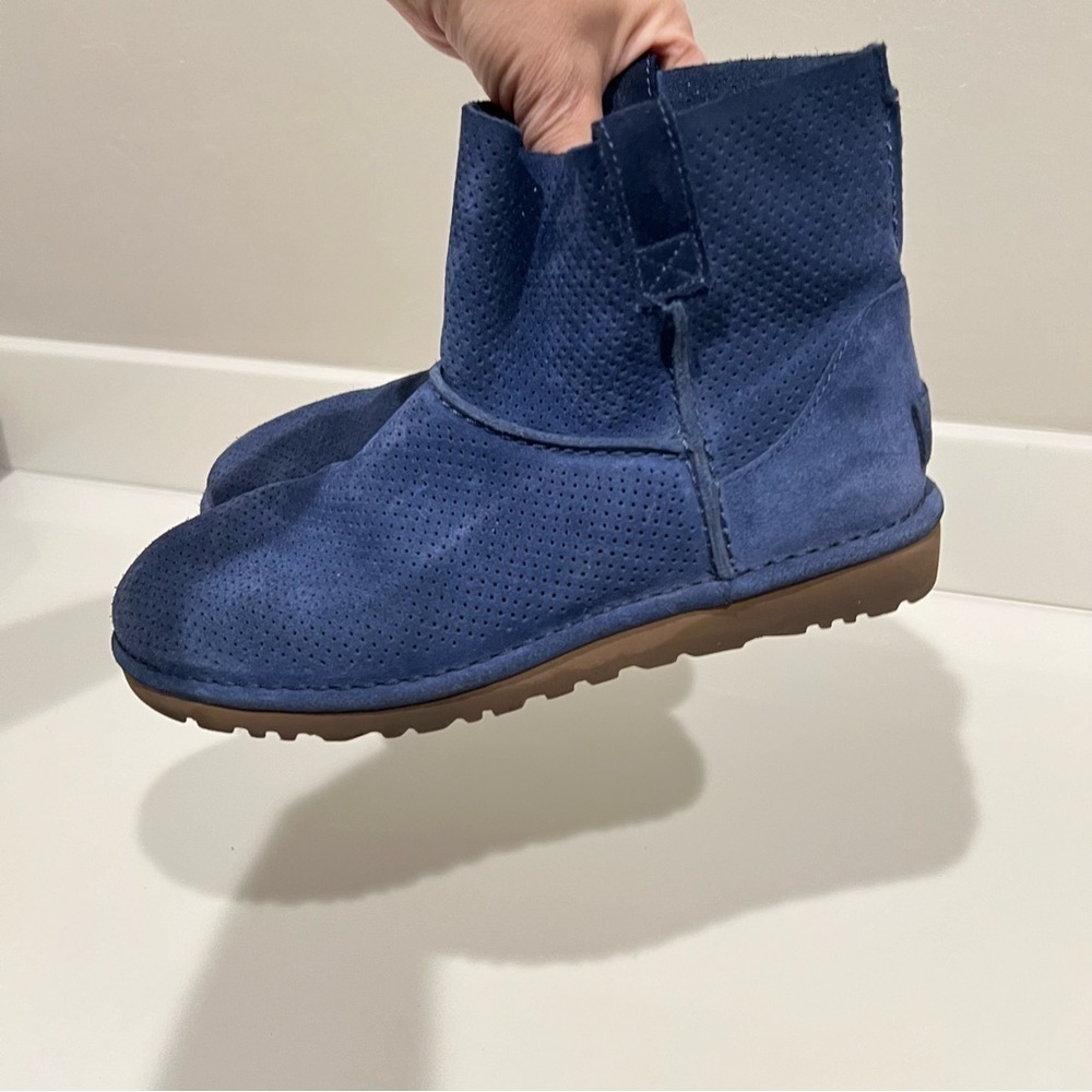 Ugg Tawny Authentic Perforated Classic Unlined Mi… - image 2